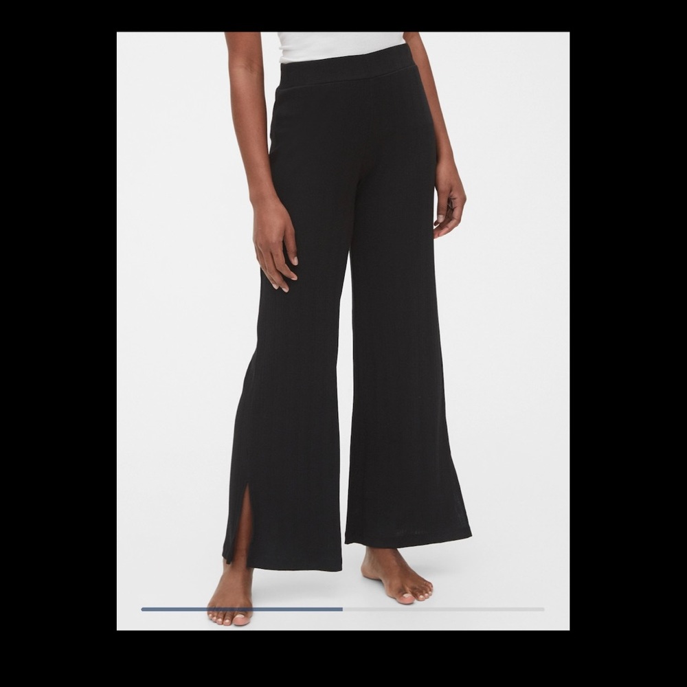Black Body Gap Lounge Pants